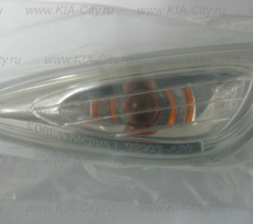 Поворотник левый Kia Ceed