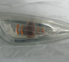 Поворотник правый Kia Ceed